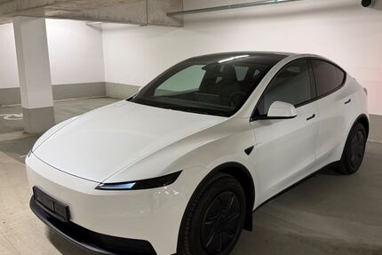 Tesla Model Y 1.500 km 39.900 &euro; Hannover 30627
