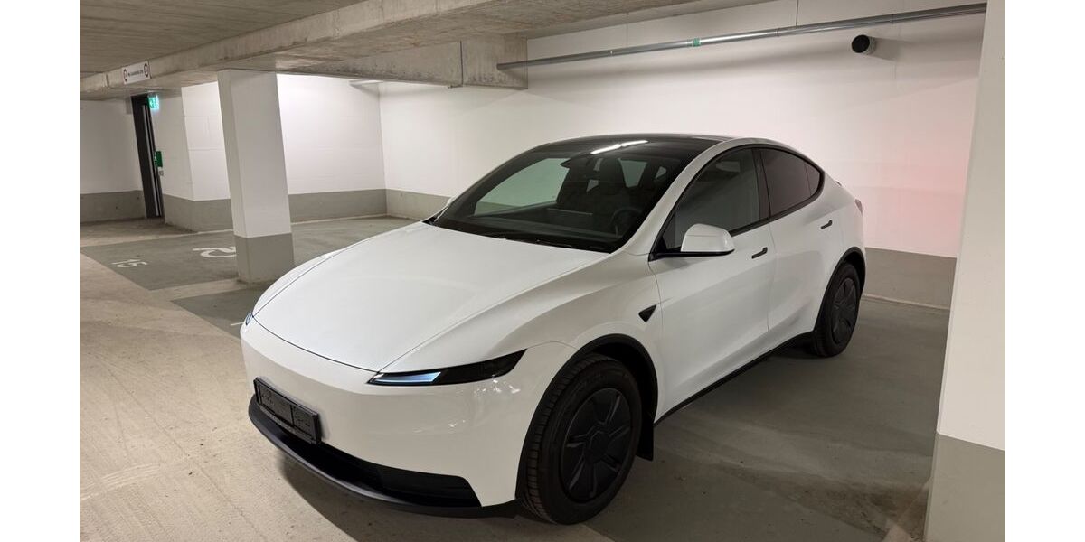 Tesla Model Y 1.500 km 39.900 &euro; Hannover 30627