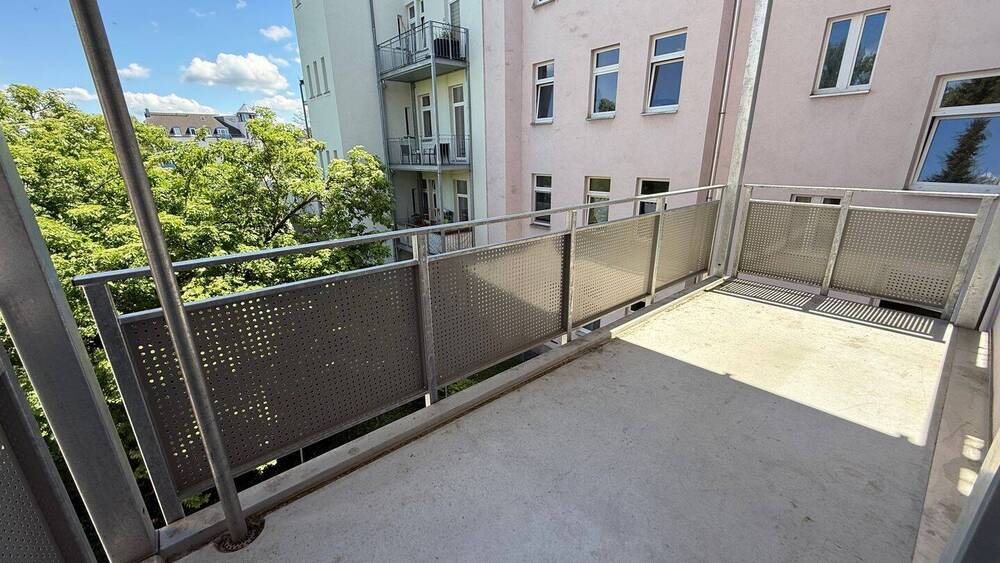 Etagenwohnung Chemnitz Lutherviertel - 5 Zimmer, 141 m&sup2;, 990&euro; | Angebot:26672704