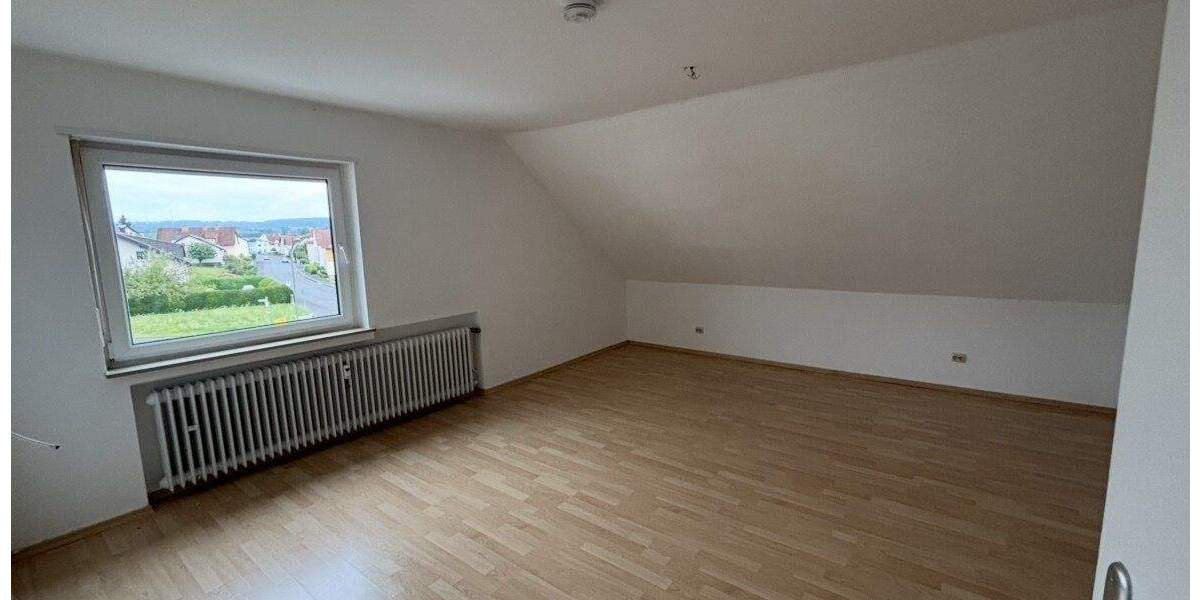 Etagenwohnung Flieden - 3 Zimmer, 83 m&sup2;, 640&euro; | Angebot:25670095