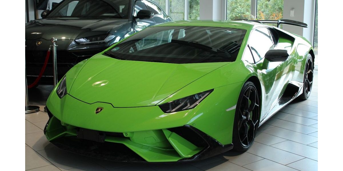 Lamborghini Huracán 11.350 km 289.500 &euro; Hamburg 20148