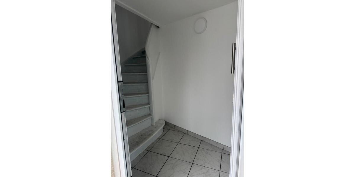 Maisonettenwohnung Schauenburg - 6 Zimmer, 135 m&sup2;, 1.300&euro; | Angebot:25449495