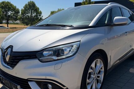 Renault Scenic 168.372 km 9.999 &euro; Schönaich 71101