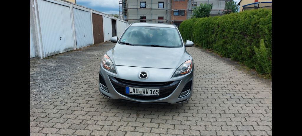 Mazda 3 80.000 km 7.299 &euro; Lauf 91207