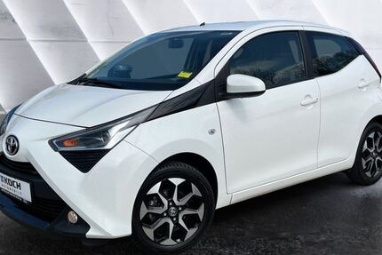 Toyota Aygo (X) 38.990 km 13.990 &euro; Berlin 12683
