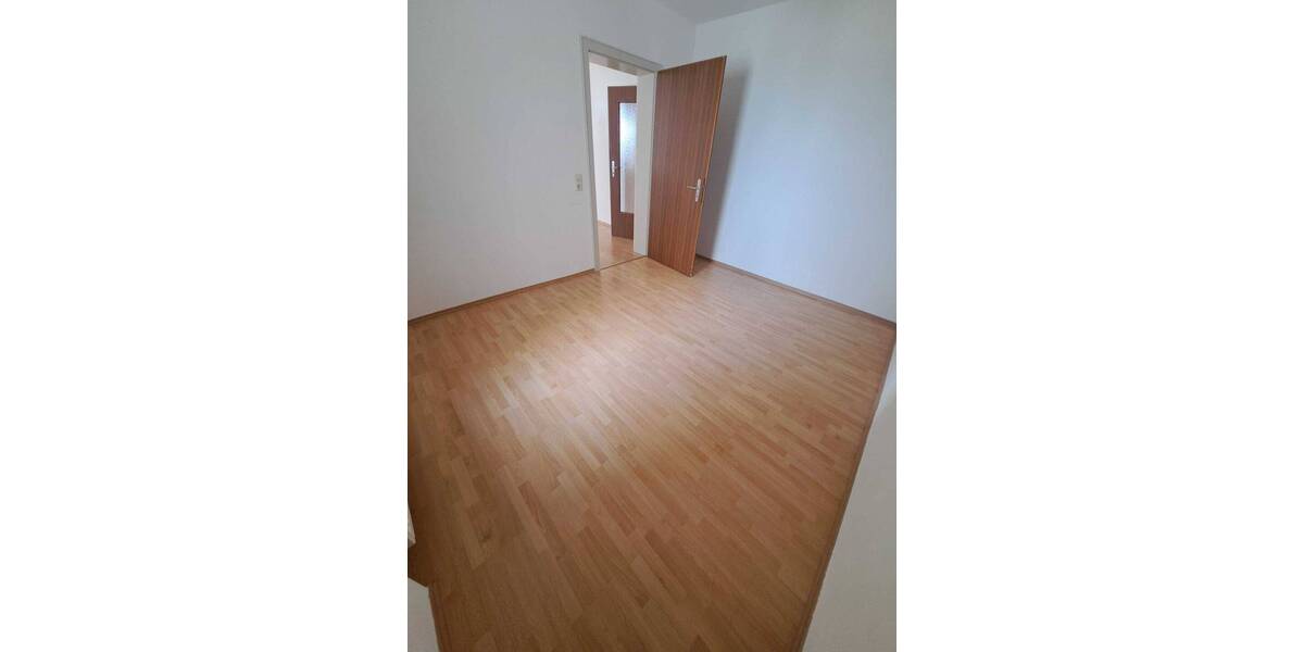 Etagenwohnung Burghausen - 3 Zimmer, 80 m&sup2;, 255.000&euro; | Angebot:25997295