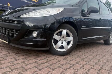 Peugeot 207 166.000 km 2.299 &euro; Hockenheim 68766