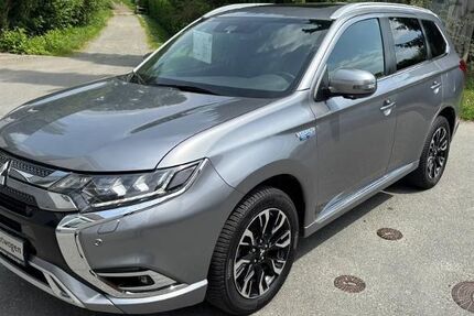 Mitsubishi Plug-in Hybrid Outlander 72.498 km 23.950 € Ober-Ramstadt 64372