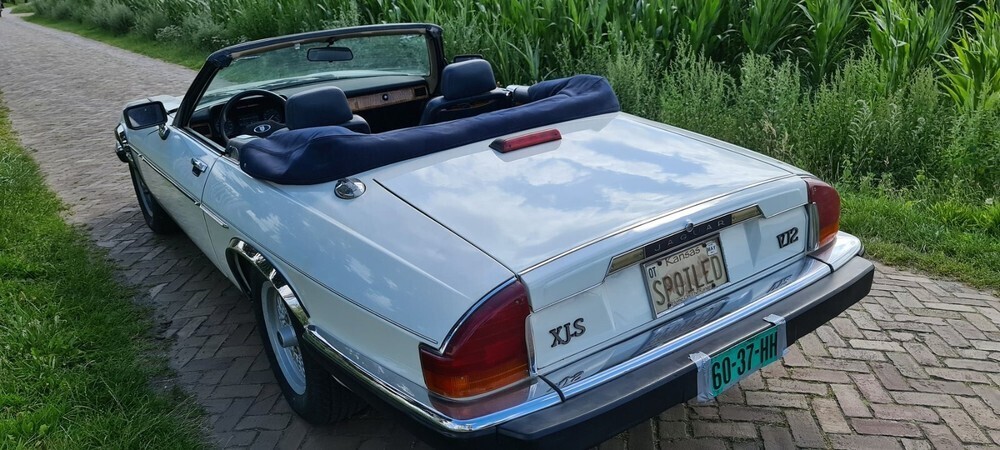 XJS