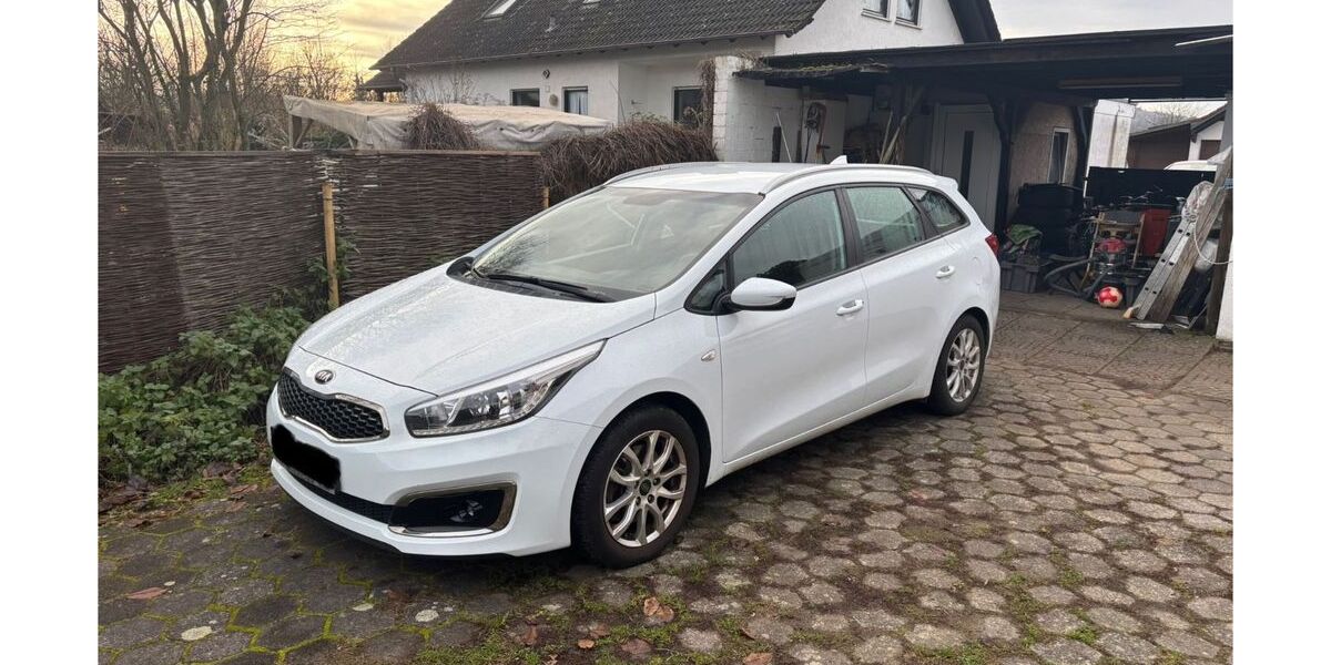 Kia ceed / Ceed 135.000 km 7.700 &euro; Kleinostheim 63801
