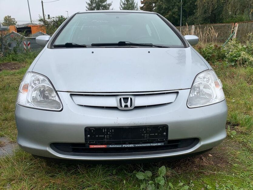 Honda Civic 281.300 km 999 € Chemnitz 09130