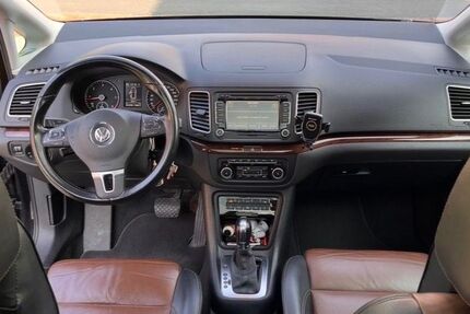 VW Sharan 273.214 km 9.050 &euro; Ahaus 48683