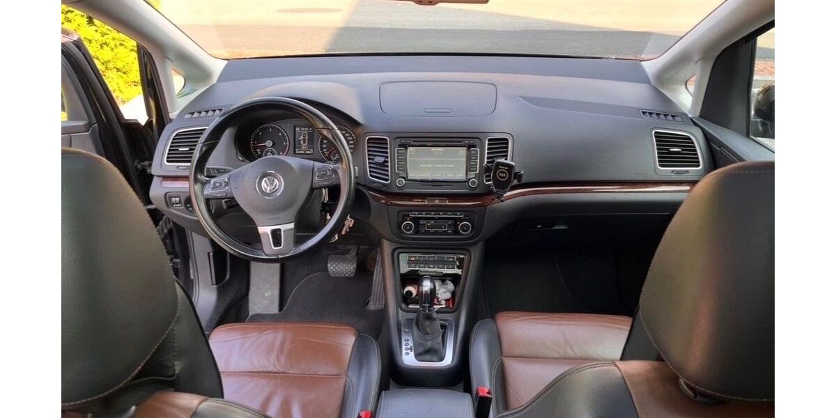 VW Sharan 273.214 km 9.050 &euro; Ahaus 48683