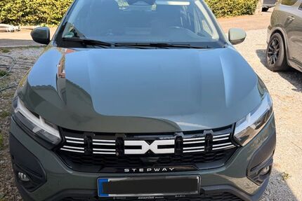 Dacia Sandero 9.000 km 17.999 &euro; Winnenden 71364
