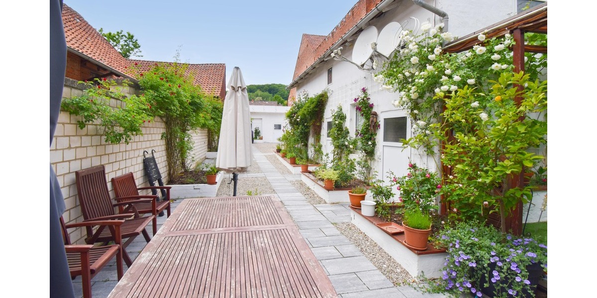 Historisches Reihenhaus mit PV-Anlage!!! - Reihenmittelhaus Bad Salzdetfurth | Angebot:26336858