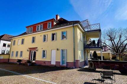 Wohnung Offenbach am Main Bürgel - 2 Zimmer, 122 m&sup2;, 1.400&euro; | Angebot:25391371