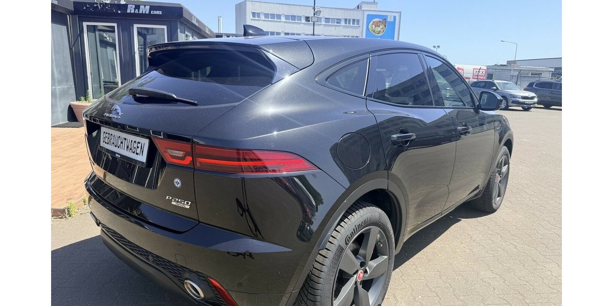 Jaguar E-Pace R-Dynamic S AWD/TOP/AHK/PANO 57.200 km 22.999 &euro; Frankfurt 60386
