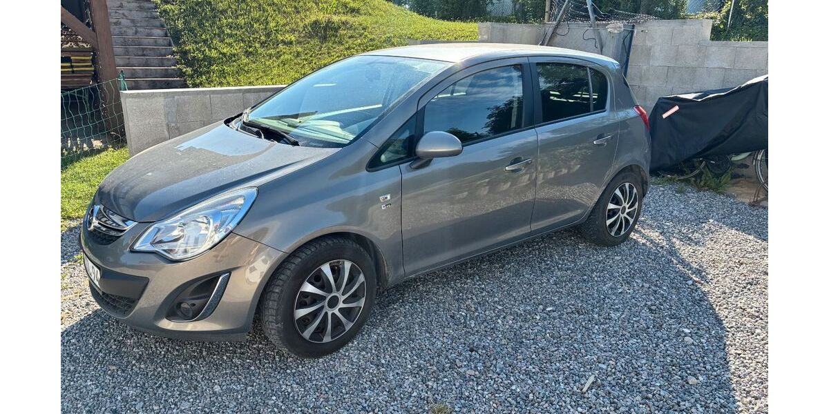 Opel Corsa 136.080 km 3.900 &euro; Kirchroth 94356