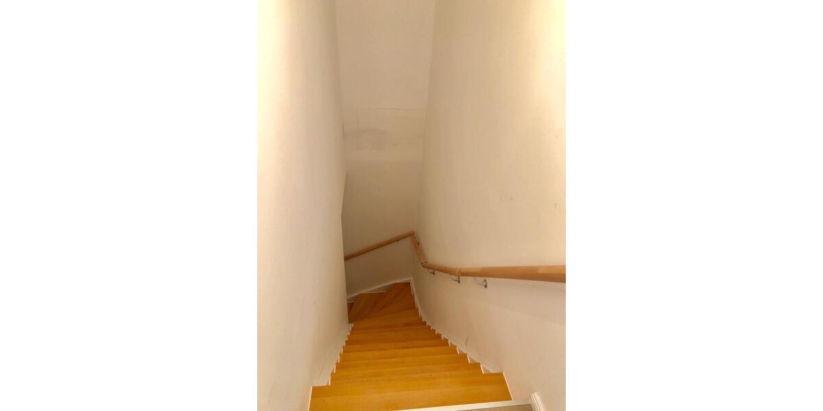 Dachgeschoßwohnung Faßberg - 3 Zimmer, 140 m&sup2;, 930&euro; | Angebot:25963342