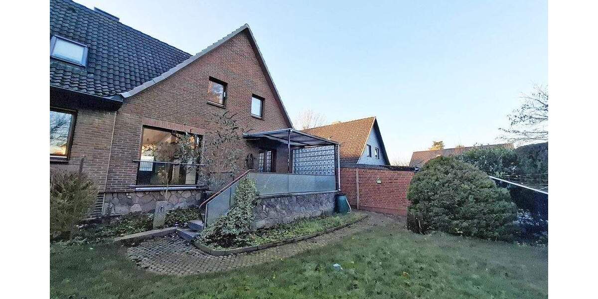 Doppelhaushälfte Bargteheide - 3 Zimmer, 111 m&sup2;, 299.000&euro; | Angebot:25704561