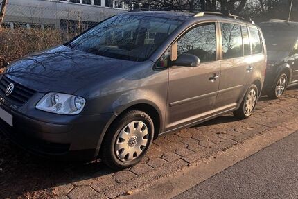 VW Touran 210.000 km 4.500 &euro; Hamburg 22089