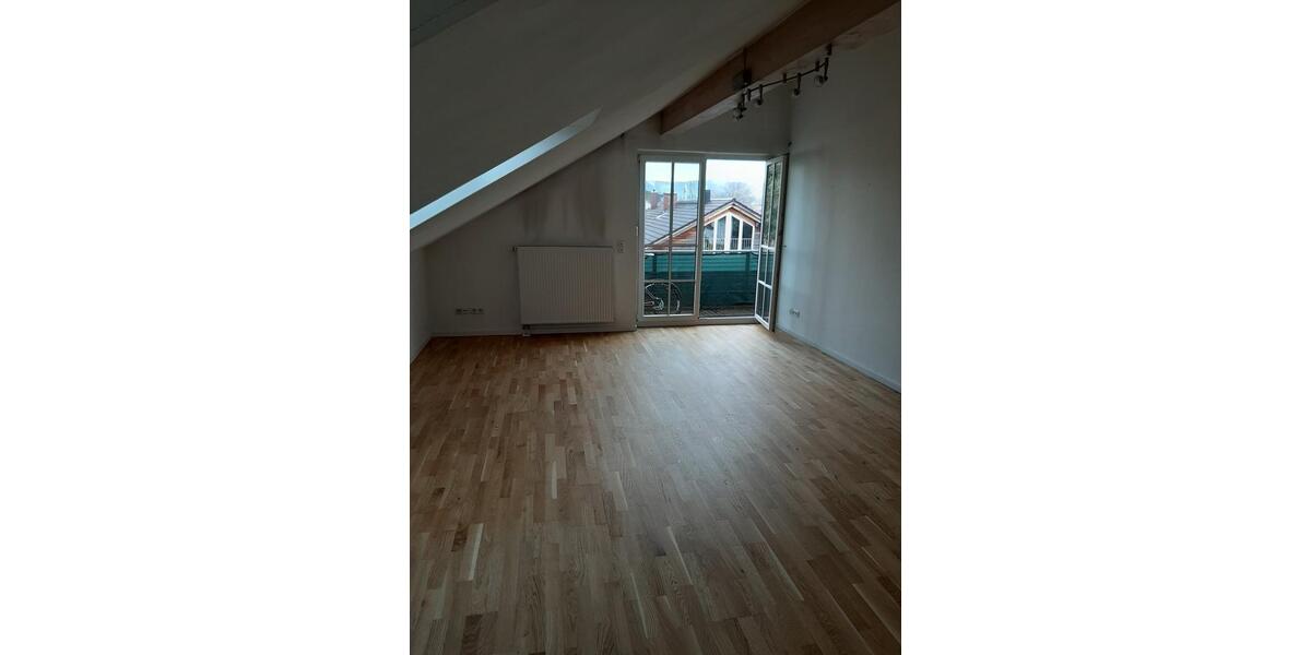 Dachgeschoßwohnung Wolfratshausen - 2 Zimmer, 53 m&sup2;, 920&euro; | Angebot:26662913