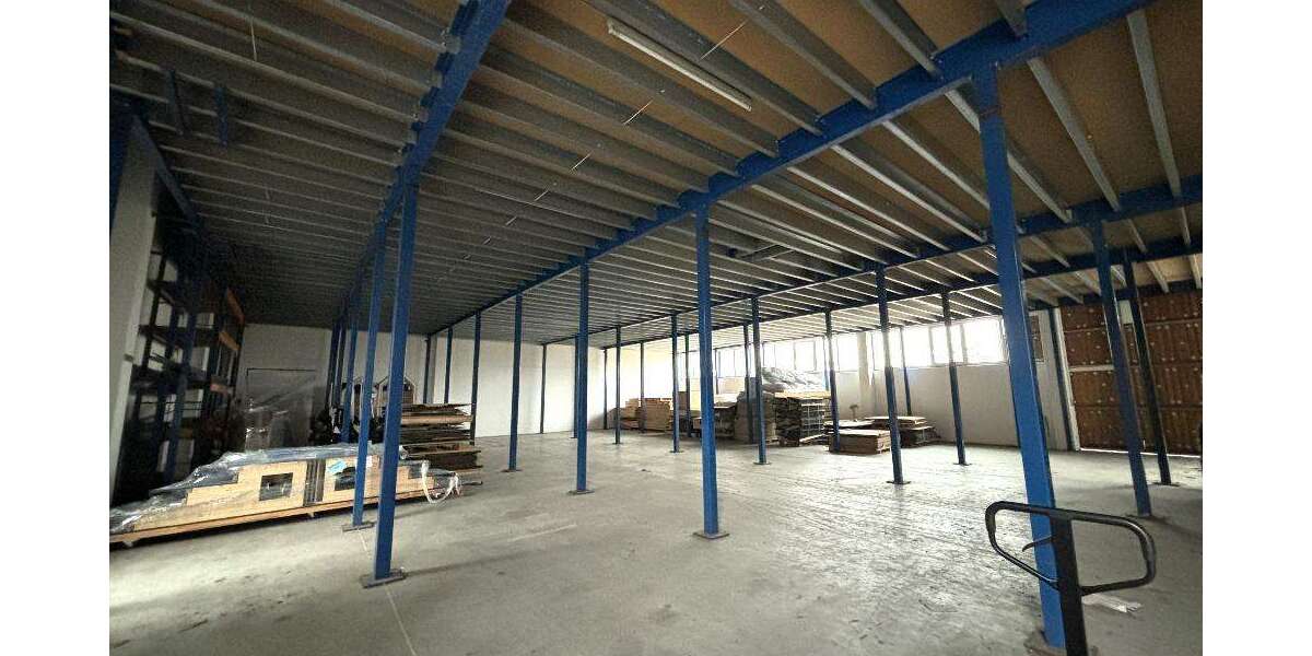 Halle in Wang 5.250 € 1500 m² zimmer