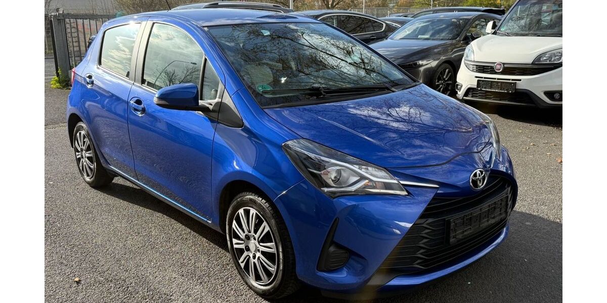 Toyota Yaris 33.800 km 13.500 &euro; Wiesbaden 65203