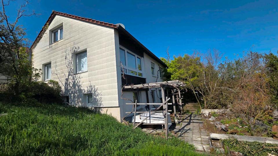 Mehrfamilienhaus, Wohnhaus Pfullingen - 5 Zimmer, 157 m&sup2;, 570.000&euro; | Angebot:26283383