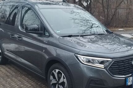 Ford Tourneo Connect 40.000 km 26.499 &euro; Regensburg 93059