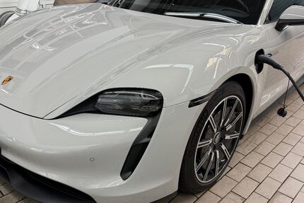 Porsche Taycan 118.900 km 56.790 &euro; Garbsen 30823