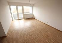 2,5-Zimmer-Wohnung mit großem Balkon