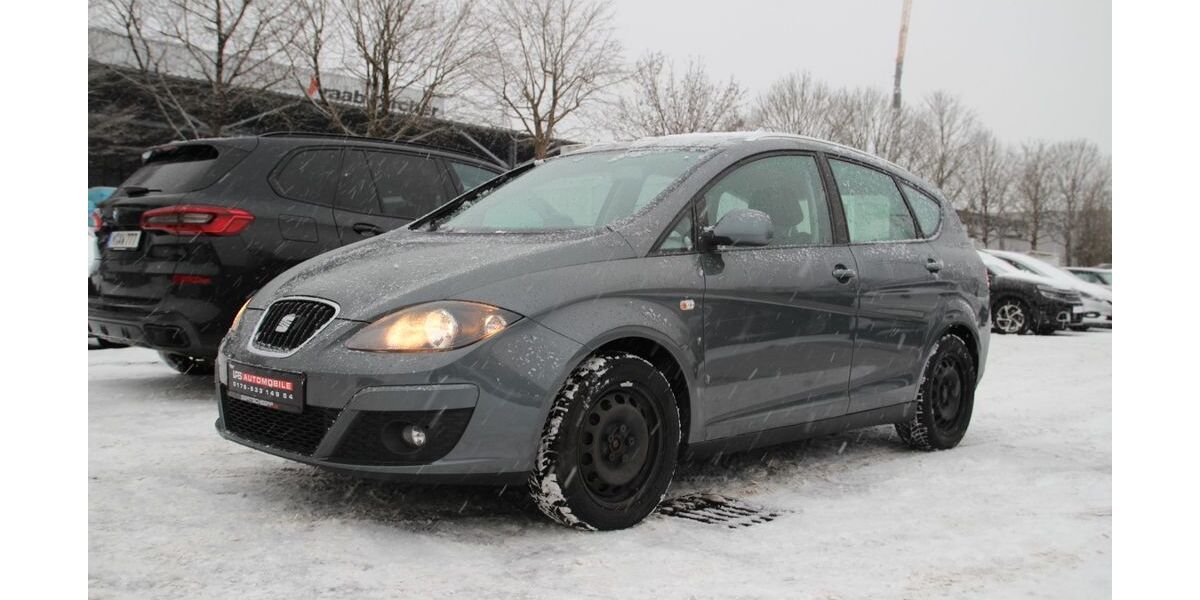 Seat Altea 95.000 km 6.890 &euro; München 81243