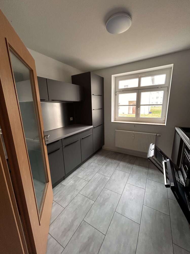 Wohnung zum Mieten in Glauchau 490 € 75.14 m²