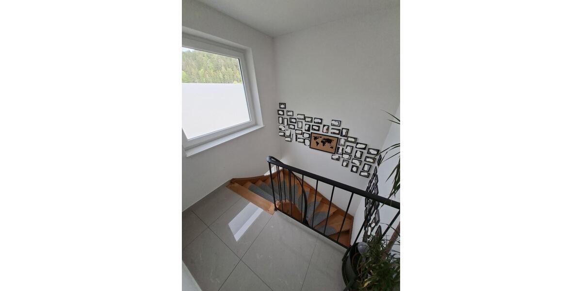 Doppelhaushälfte Tuttlingen - 5.5 Zimmer, 162 m&sup2;, 415.000&euro; | Angebot:26980287