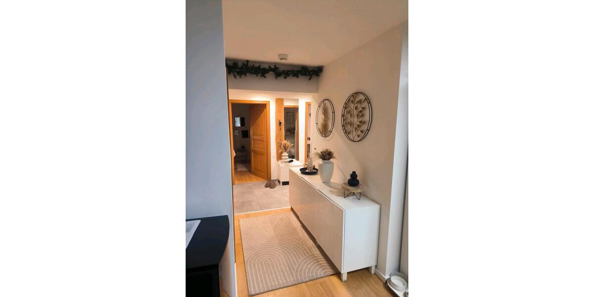 Erdgeschoßwohnung Sachsenheim - 4.5 Zimmer, 88 m&sup2;, 429.000&euro; | Angebot:25561101