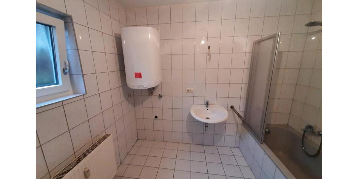 Hochparterre Regen - 2 Zimmer, 67 m&sup2;, 570&euro; | Angebot:25307781