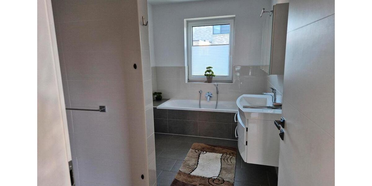 Bungalow Friesoythe - 2 Zimmer, 65 m&sup2;, 900&euro; | Angebot:25768983