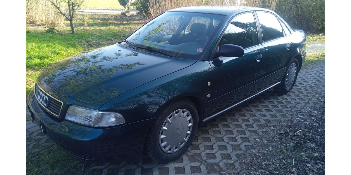 Audi A4 67.000 km 3.900 &euro; Wahlrod 57614