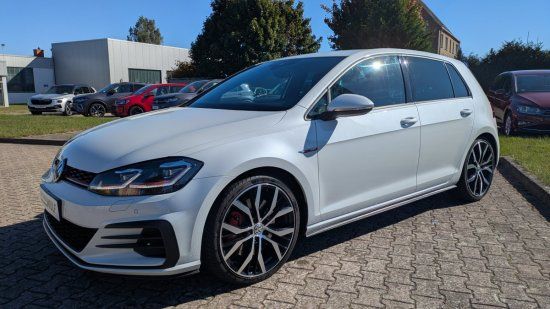 VW Golf 85.000 km 24.990 &euro; Dömitz 19303