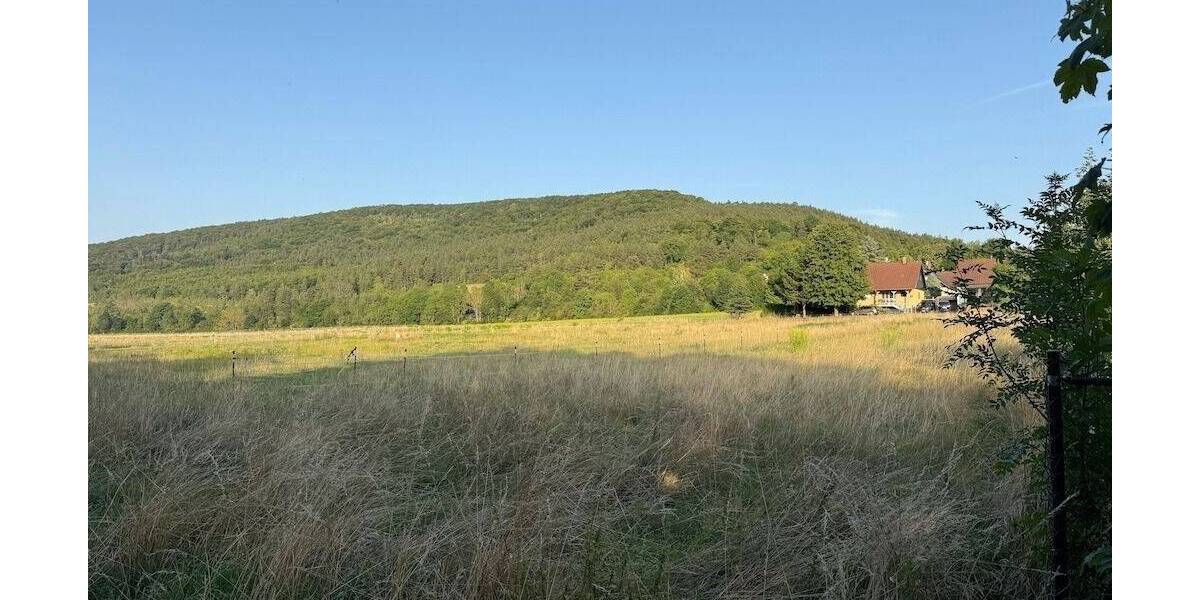 Riesen Bauplatz für zwei Häuser zimmer