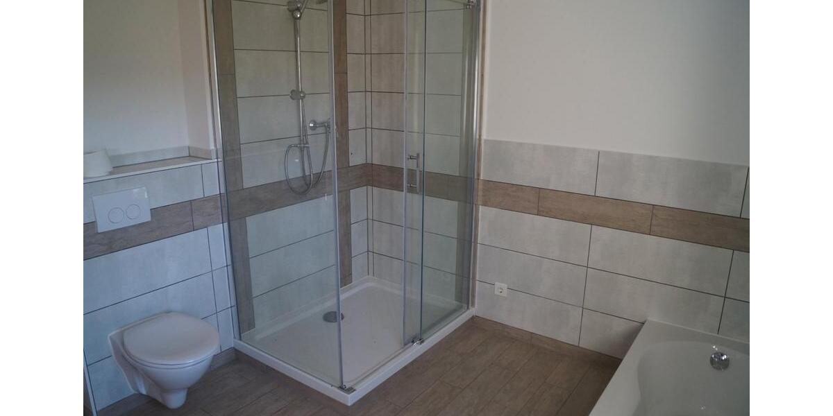 Einfamilienhaus Hainichen - 5 Zimmer, 140 m&sup2;, 1.200&euro; | Angebot:26516055