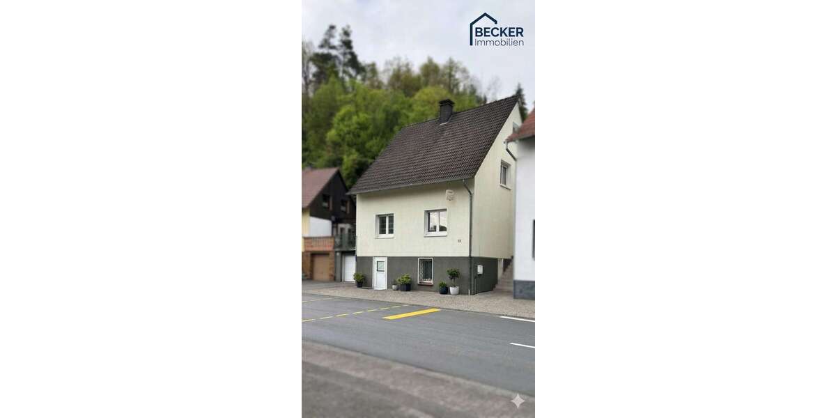 Einfamilienhaus Marsberg - 6 Zimmer, 135 m&sup2;, 129.000&euro; | Angebot:26897273