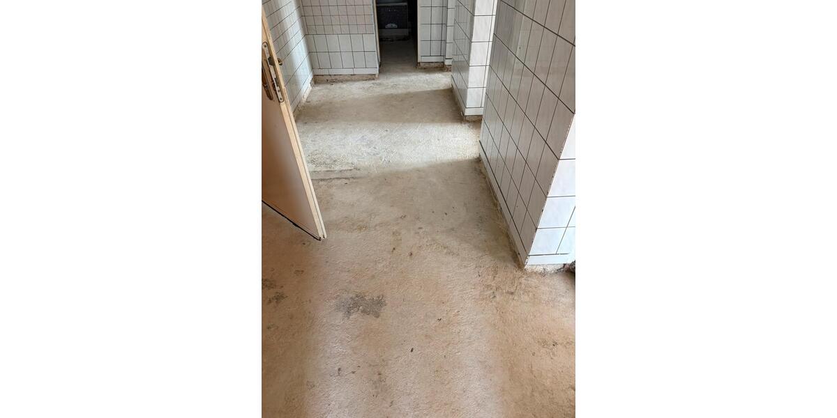 Etagenwohnung Hanau Lamboy - 3 Zimmer, 65 m&sup2;, 130.000&euro; | Angebot:27101712