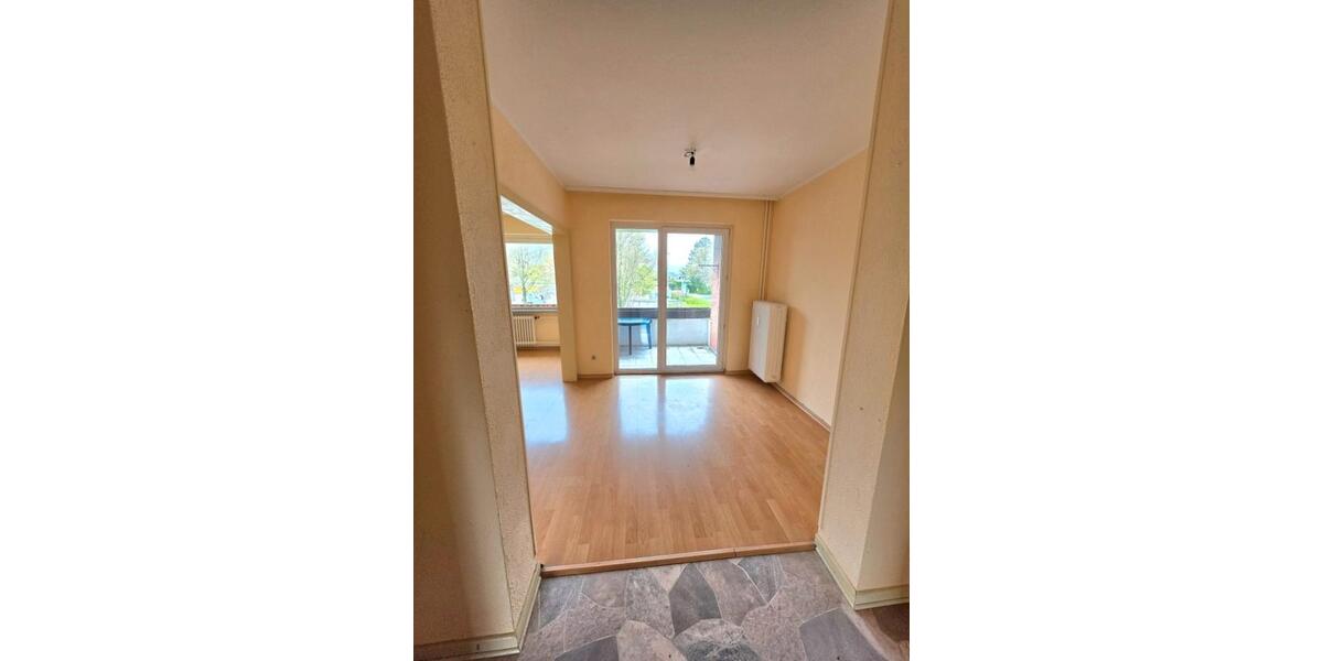 Etagenwohnung Husum - 3 Zimmer, 78 m&sup2;, 881&euro; | Angebot:26515668