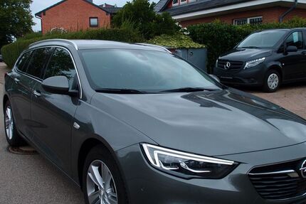 Opel Insignia 28.833 km 18.900 &euro; Braak 22145
