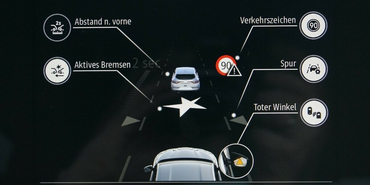 Renault Arkana Mild Hybrid TCe 140 EDC Techno Kamera 29.999 km 22.650 &euro; Lich 35423