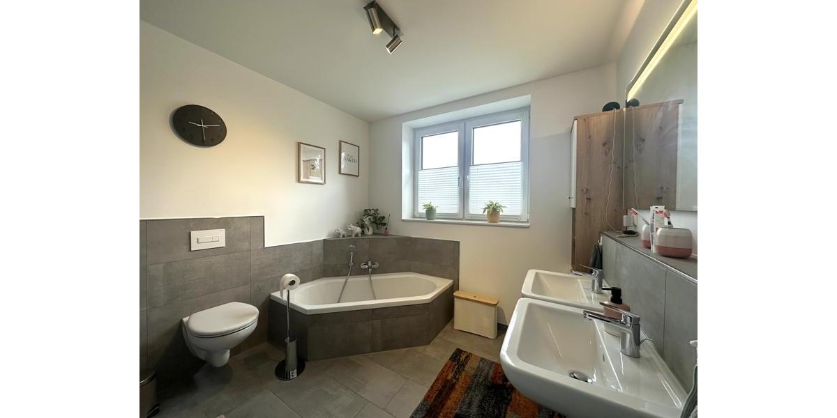 Doppelhaushälfte Bothel - 4 Zimmer, 125 m&sup2;, 1.250&euro; | Angebot:26678632