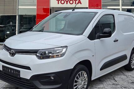 Toyota Proace City 105.931 km 14.990 &euro; Dresden 01139