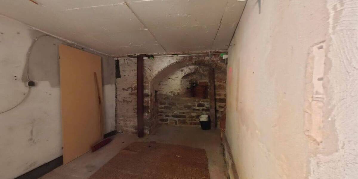Einfamilienhaus Zeitz - 1 Zimmer, 120 m&sup2;, 120.000&euro; | Angebot:26868754